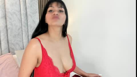 Naomy Smith online show from 01/09/25, 12:35