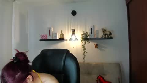 Snapshot of naomy_stanley_ chatting on 06/21/26, 09:50 naomy_stanley_ online show from 06/21/26, 09:50