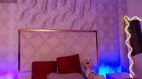 Naomy  online show from 02/01/26, 03:16