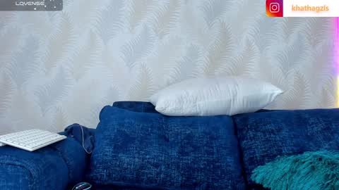 Snapshot of naomycole_ chatting on 02/01/25, 10:13 Naomy Cole online show from 02/01/25, 10:13