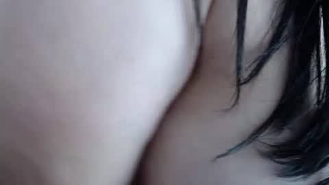 Snapshot of naomyprinces_ chatting on 01/25/25, 08:10 Bulma Heidi online show from 01/25/25, 08:10