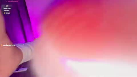 Snapshot of naomyreyyy chatting on 07/10/26, 06:54 Naomy Rey online show from 07/10/26, 06:54