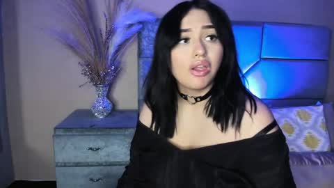 Naomy online show from 04/16/26, 09:04