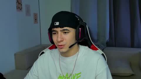 sebastian online show from 09/09/25, 05:40