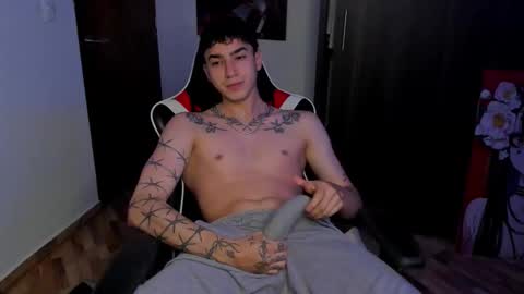 sebastian online show from 12/02/25, 05:24