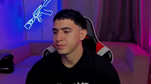 Snapshot of naranjo_seb chatting on 04/20/26, 04:26 sebastian online show from 04/20/26, 04:26