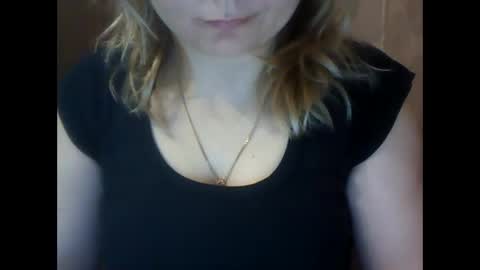 Snapshot of narcisjill chatting on 12/15/24, 01:43 NarcisJill online show from 12/15/24, 01:43