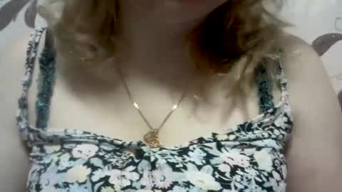 Snapshot of narcisjill chatting on 12/29/24, 02:00 NarcisJill online show from 12/29/24, 02:00