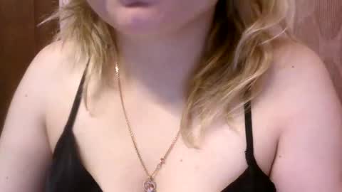 Snapshot of narcisjill chatting on 01/17/25, 01:25 NarcisJill online show from 01/17/25, 01:25