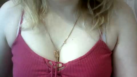 Snapshot of narcisjill chatting on 02/06/25, 10:59 NarcisJill online show from 02/06/25, 10:59