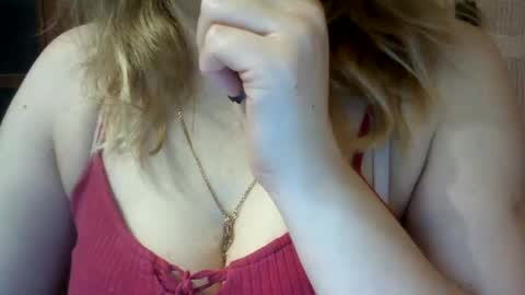 Snapshot of narcisjill chatting on 02/06/25, 02:37 NarcisJill online show from 02/06/25, 02:37