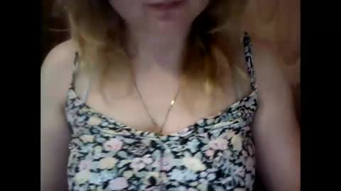 Snapshot of narcisjill chatting on 03/04/25, 05:13 NarcisJill online show from 03/04/25, 05:13