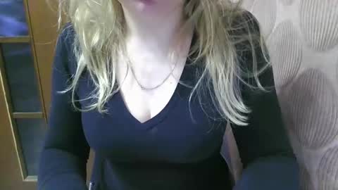 NarcisJill online show from 12/16/25, 09:25