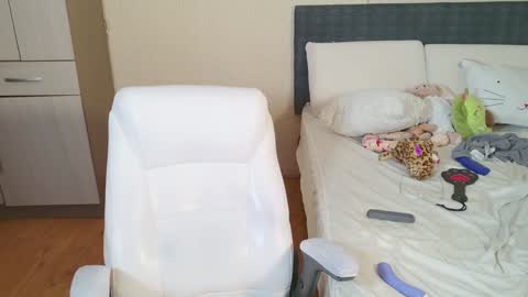 Snapshot of naree_masaki chatting on 01/27/25, 06:31 Naree online show from 01/27/25, 06:31