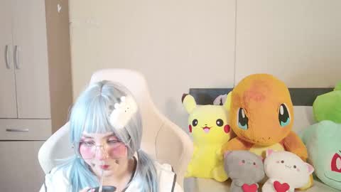 Snapshot of naree_masaki chatting on 09/30/25, 04:56 Naree online show from 09/30/25, 04:56