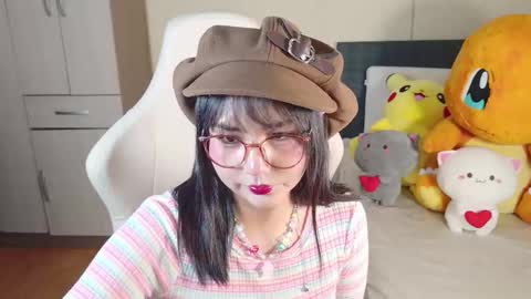 Snapshot of naree_masaki chatting on 01/14/26, 01:28 Naree online show from 01/14/26, 01:28