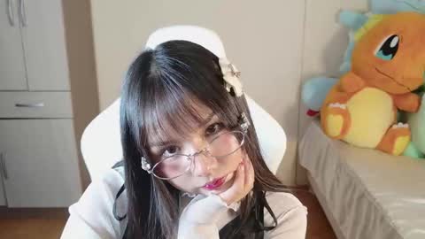 Snapshot of naree_masaki chatting on 03/25/26, 09:26 Naree online show from 03/25/26, 09:26