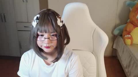 Snapshot of naree_masaki chatting on 03/27/26, 01:00 Naree online show from 03/27/26, 01:00