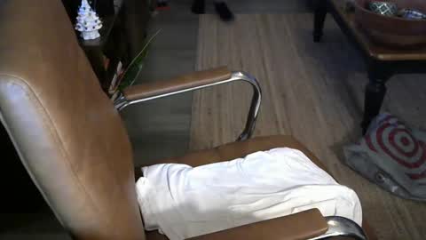 nareth338 online show from 12/30/24, 05:48