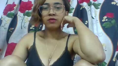 Snapshot of narindra884634 chatting on 04/27/26, 06:00 narindra884634 online show from 04/27/26, 06:00