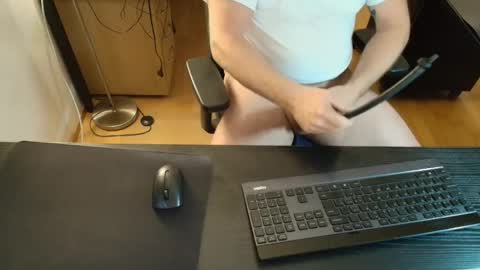 nase online show from 11/05/25, 08:03