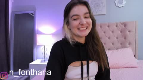 Snapshot of nashlyfontanna chatting on 12/27/24, 02:12 Nashly Fontana online show from 12/27/24, 02:12