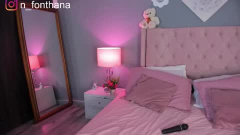 Snapshot of nashlyfontanna chatting on 11/25/25, 01:33 Nashly Fontana online show from 11/25/25, 01:33