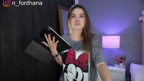 Snapshot of nashlyfontanna chatting on 11/30/25, 02:32 Nashly Fontana online show from 11/30/25, 02:32