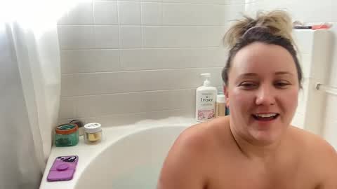 Snapshot of nashville_bunny chatting on 12/05/24, 05:50 Bunny online show from 12/05/24, 05:50