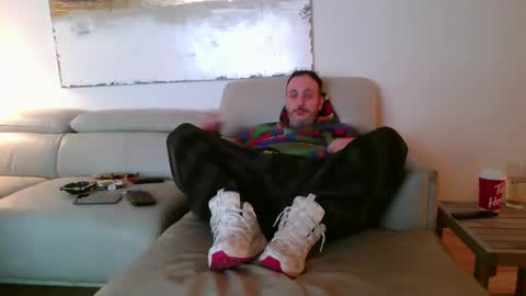 nassobout online show from 12/31/24, 11:39