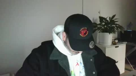 nassobout online show from 11/04/25, 08:35