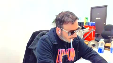 nassobout online show from 02/05/26, 10:03