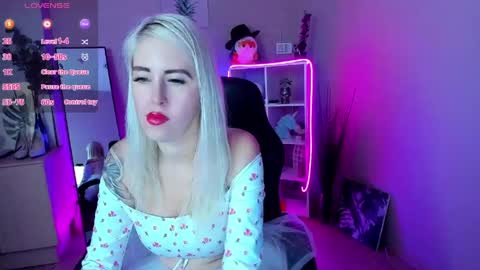 Snapshot of nastasya_cute chatting on 05/06/26, 01:57 Nastya online show from 05/06/26, 01:57