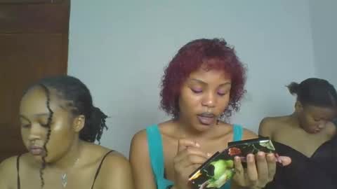 Snapshot of nasty_divah chatting on 04/30/26, 08:20 nasty_divah online show from 04/30/26, 08:20