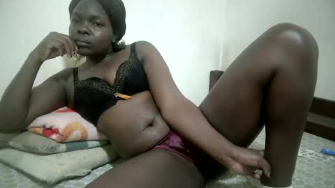 Snapshot of nasty_doll2 chatting on 06/25/26, 06:45 bree online show from 06/25/26, 06:45