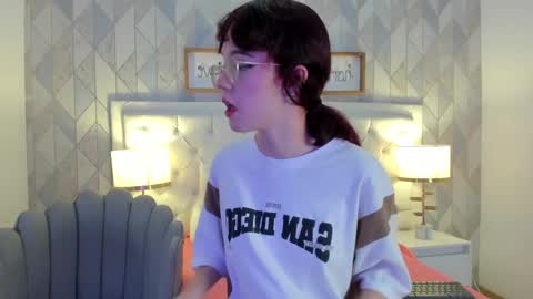 Snapshot of nastya_fantasy chatting on 02/01/25, 07:23 Nastya online show from 02/01/25, 07:23