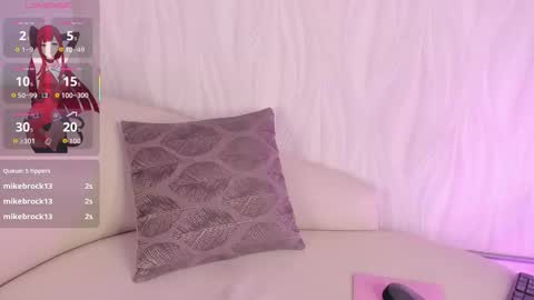 Snapshot of nastya_fantasy chatting on 10/14/25, 07:58 Nastya online show from 10/14/25, 07:58