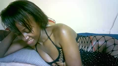 Marie online show from 10/01/25, 10:21