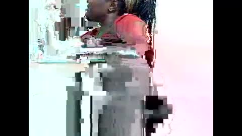 Snapshot of nastybella_1 chatting on 05/31/26, 04:14 Bella online show from 05/31/26, 04:14