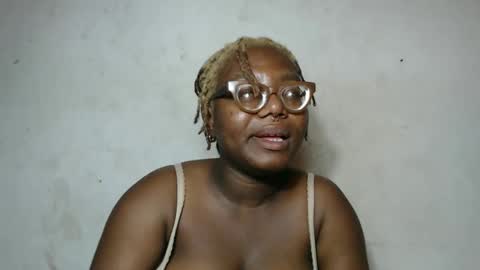 nastyhairy7 online show from 10/28/25, 07:45