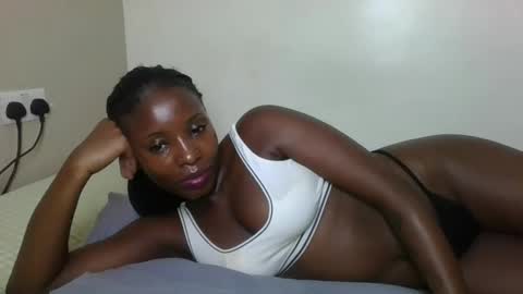 nastyivy1 online show from 11/26/25, 06:09