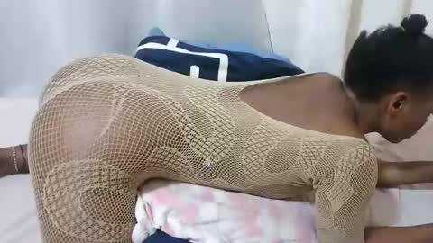 Melody online show from 10/01/25, 07:14