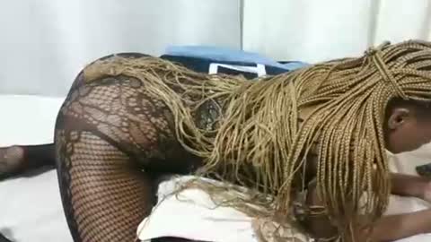 Melody online show from 10/15/25, 07:30