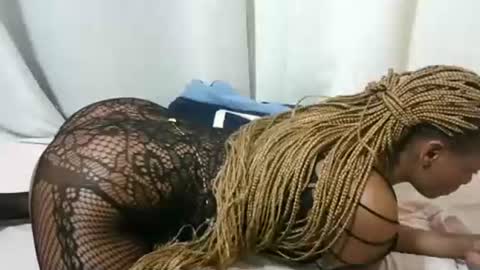 Melody online show from 10/15/25, 08:42