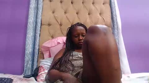 Snapshot of nastywetebony chatting on 04/10/26, 06:45 nastywetebony online show from 04/10/26, 06:45