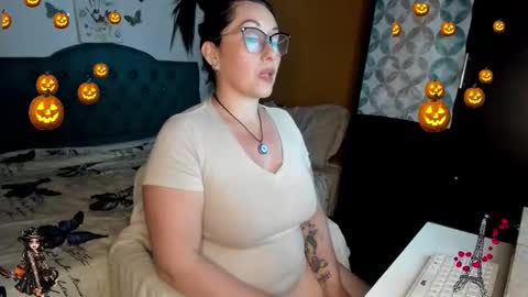 Snapshot of nata_paris chatting on 10/06/25, 12:41 Natalia online show from 10/06/25, 12:41