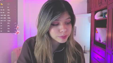 Snapshot of nataasha___ chatting on 10/21/25, 03:40 NATASHA online show from 10/21/25, 03:40