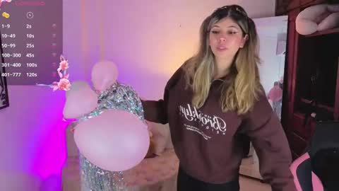 NATASHA online show from 04/17/26, 03:42