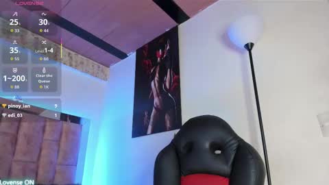 natababe_ online show from 11/07/25, 12:32