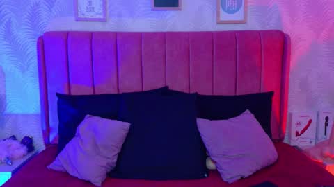 Snapshot of natacha_black00 chatting on 03/29/26, 07:36 Natacha black online show from 03/29/26, 07:36